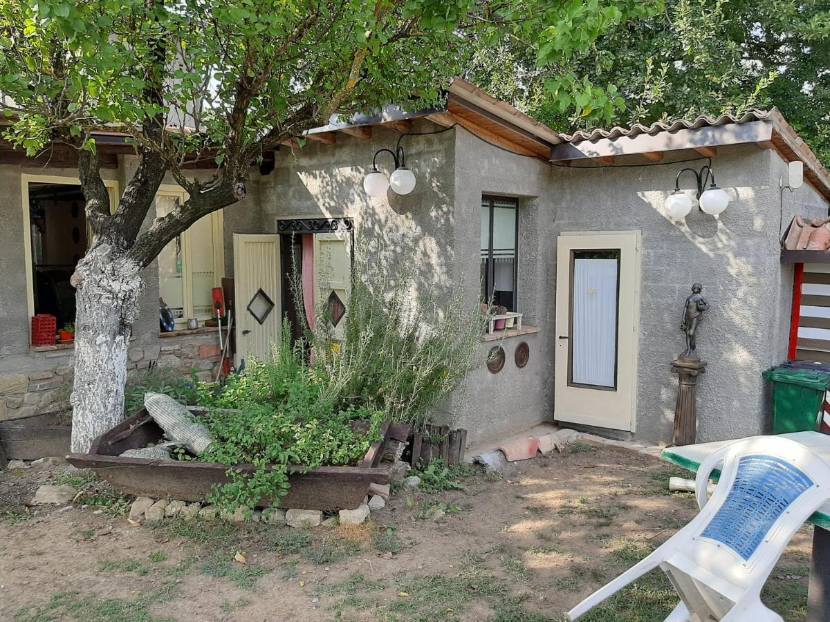 La Baia Dei Lupi Bed & Breakfast Rezzano Exterior photo